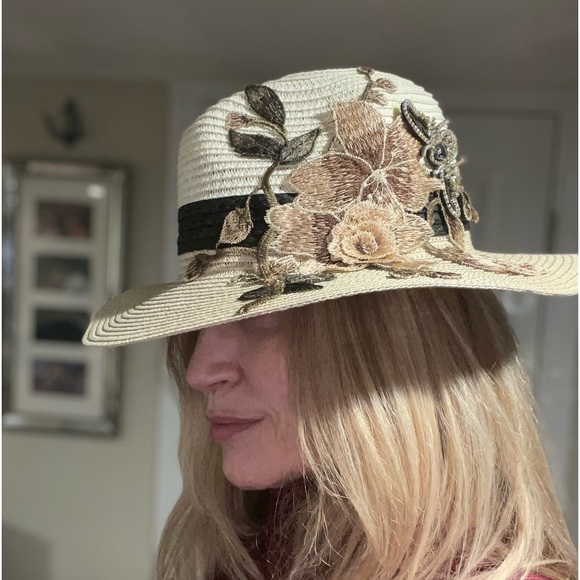 Redesigned Fedora Hat - unique - Picture 1 of 8